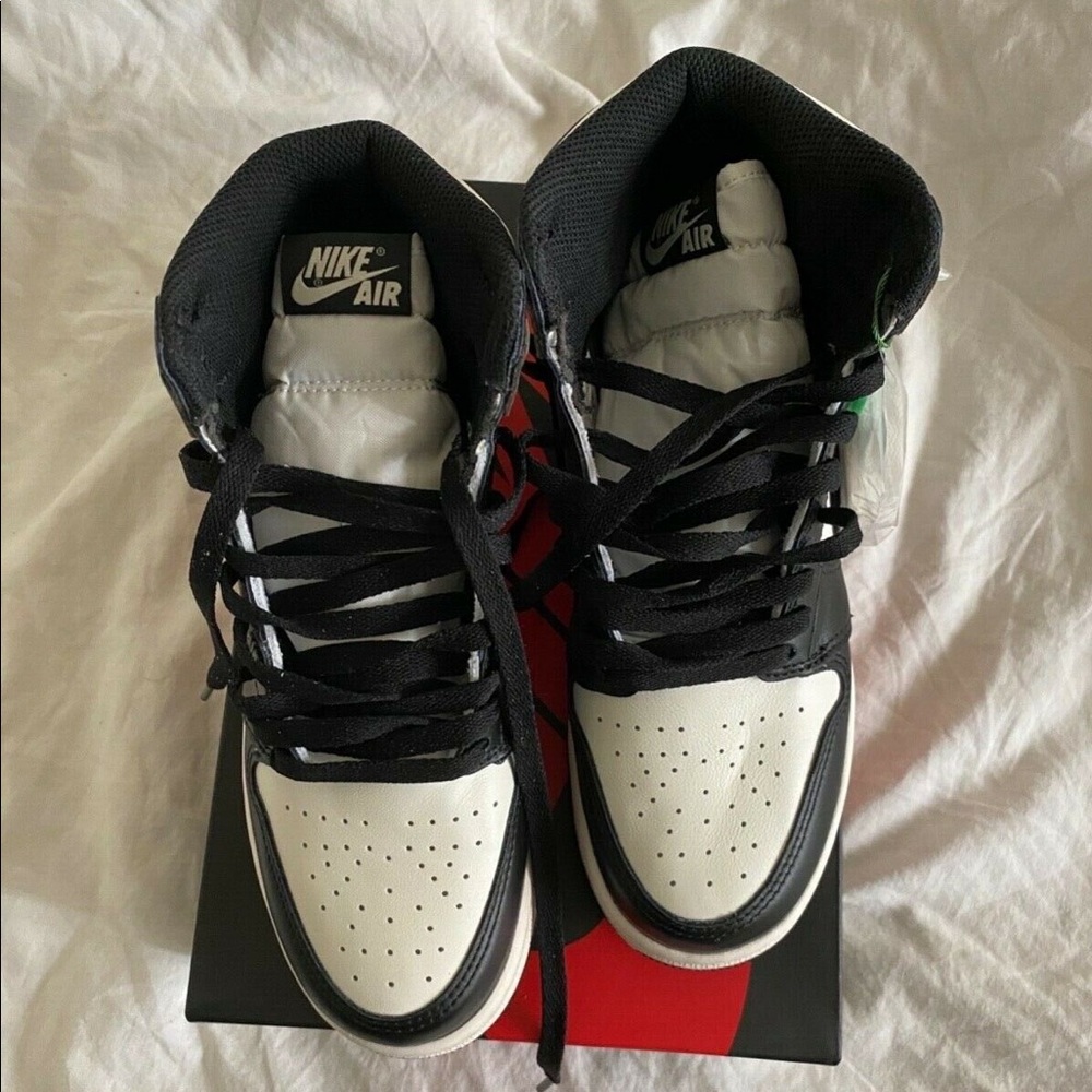 New Jordan 1 High OG mocha brown